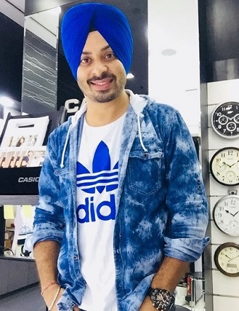 Manmeet Grewal Indian actor Wiki, Bio, Profile, Unknown Facts and Family Details revealed
